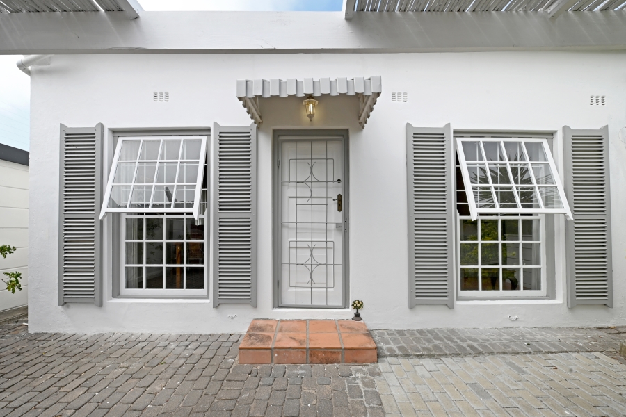 2 Bedroom Property for Sale in Kenilworth Western Cape